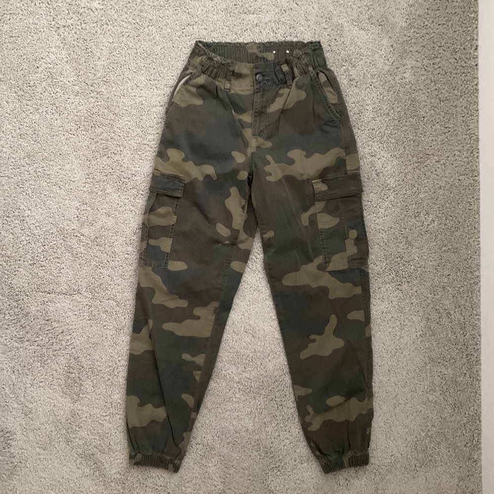 CAMO AMERICAN EAGLE JEANS